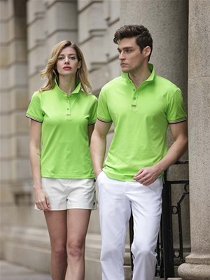 嫩綠色T恤2男女